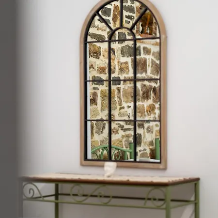 The Well House - Unesco 3* Berat